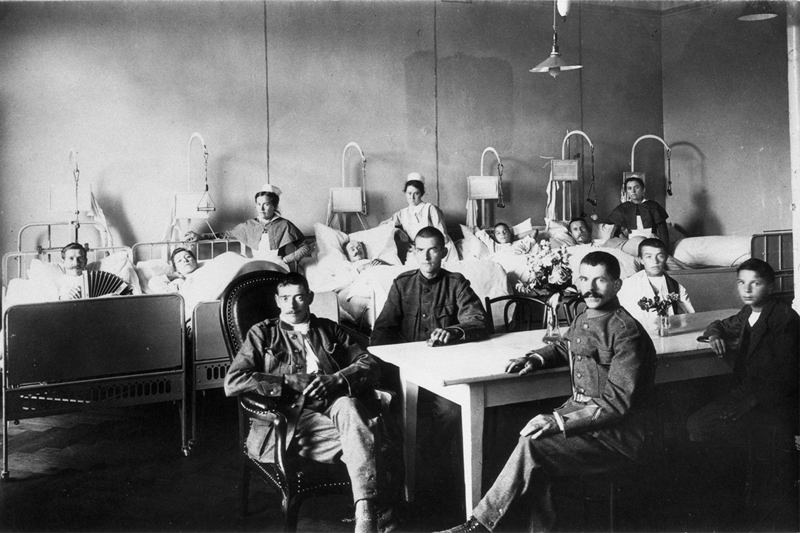 Researchers at U of T worked with counterparts in Switzerland to map the trajectory of the 1918 Spanish flu in the Swiss canton of Bern, finding striking similarities to what is unfolding today (photo by RDB/ullstein bild via Getty Images) Spanish flu