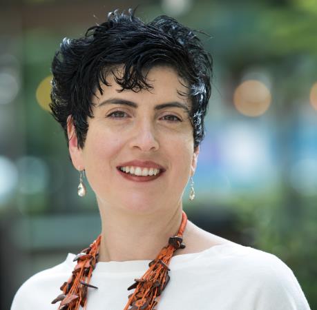 Photo of Dr Lea Grinberg