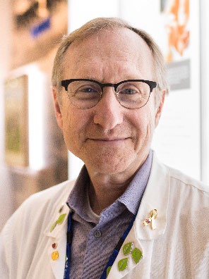 Photo of Dr Nathan Herrmann