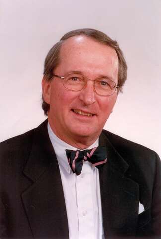 Dr. Douglas Biggar