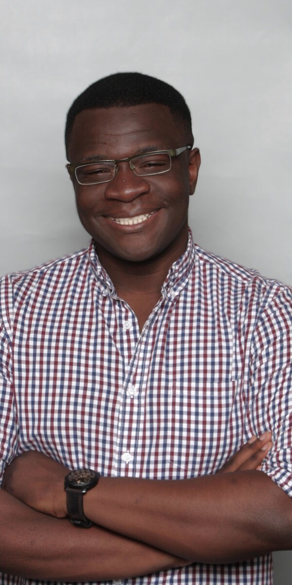 Headshot of Mobolaji Adeolu