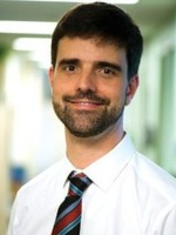 Headshot of Dr. Rodrigo Cavalcanti