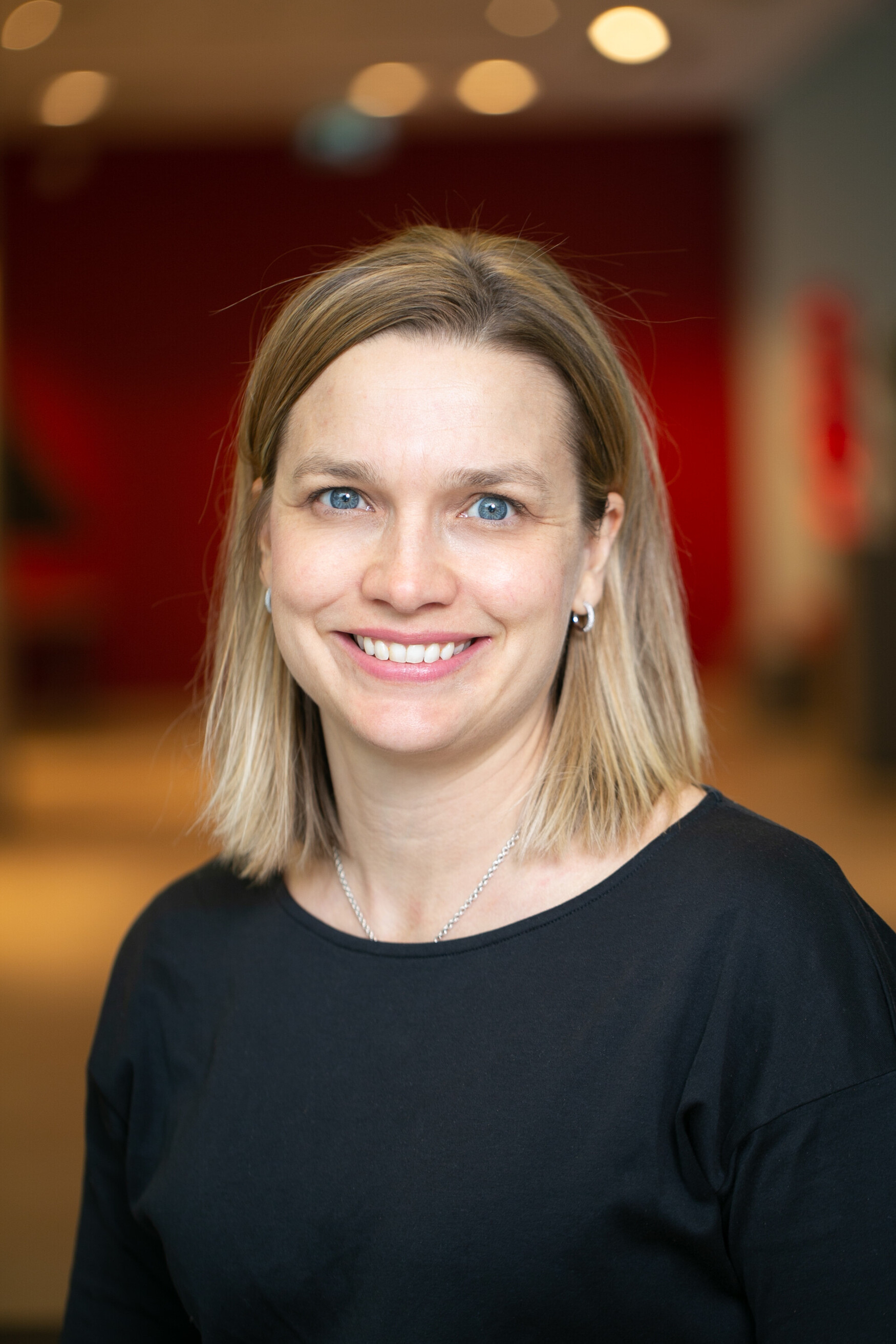 Headshot of Dr. Jennie Johnstone
