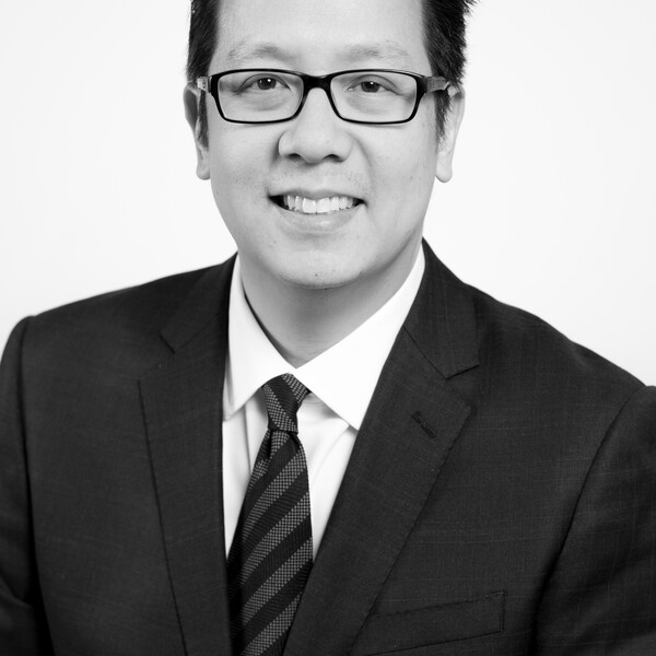 Headshot of Dr. Howard Leong-Poi